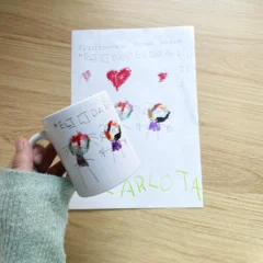 taza personalizada con dibujos de niños